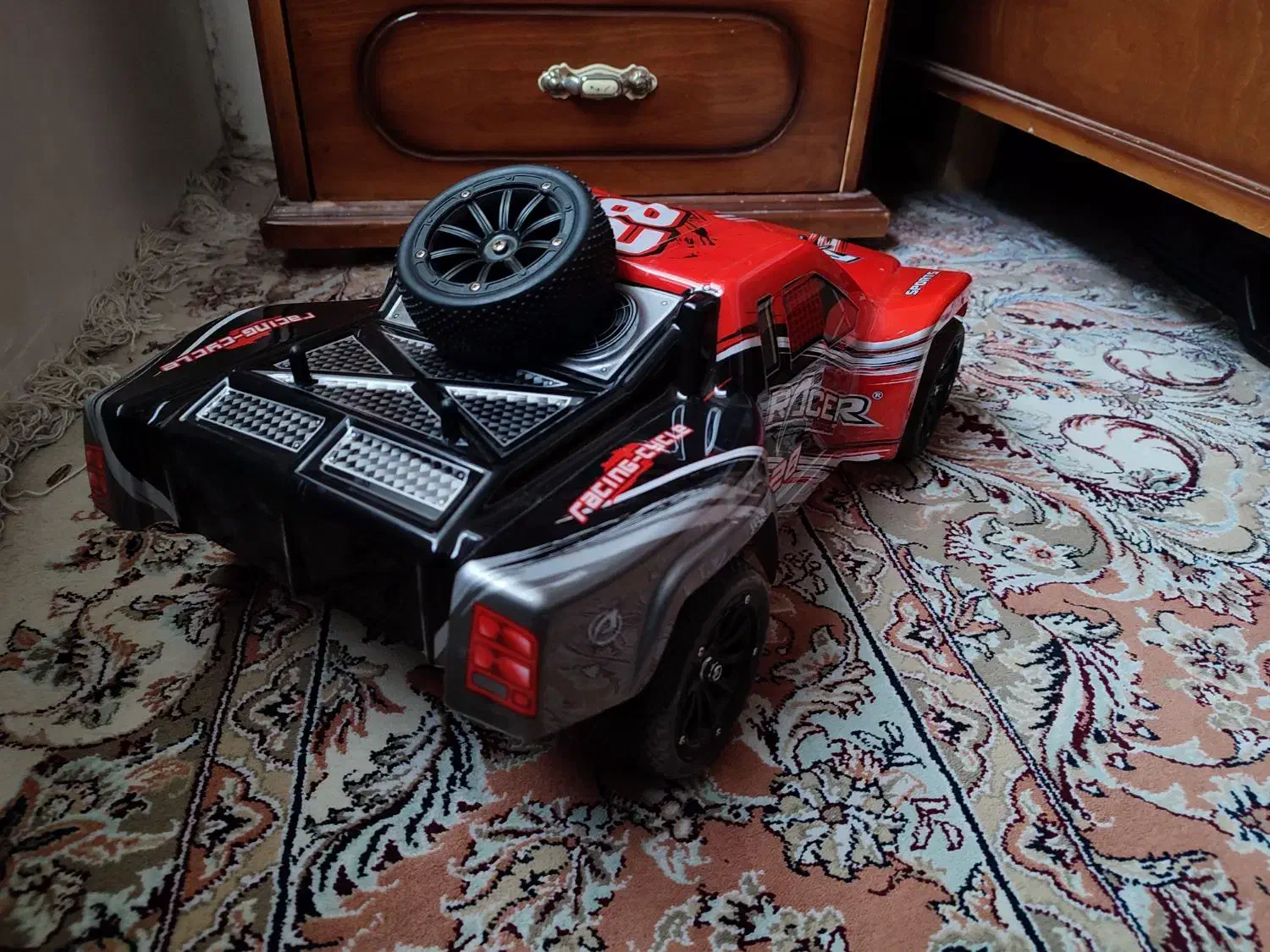 ماشین کنترلی|اسباب‌‌بازی|مرند, |دیوار