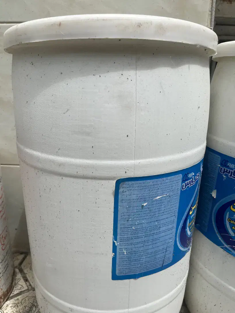 دبه ۲۰ لیتری و بشکه ۵۰ لیتری|ظروف نگهدارنده، پلاستیکی، یک‌بارمصرف|اردبیل, |دیوار