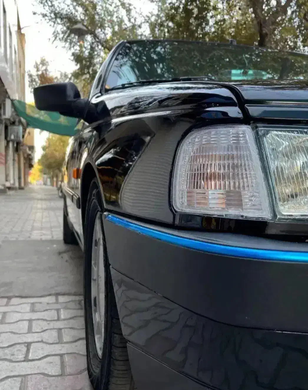 پژو 405 مدل 82 آیینه متحرک .استاتیک|خودرو سواری و وانت|رودشت (چهارمحال و بختیاری), |دیوار