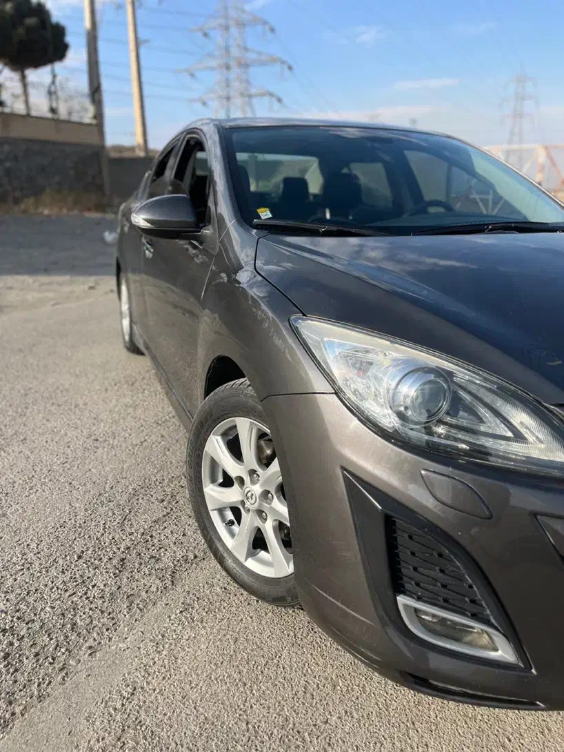 مزدا۳ نیو مدل۹۰-بی رنگ|خودرو سواری و وانت|مشهد, چهارچشمه|دیوار