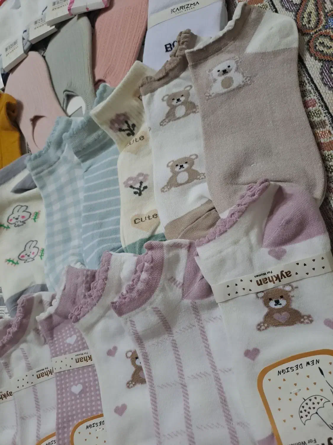 جوراب|لباس|مشهد, طبرسی شمالی|دیوار