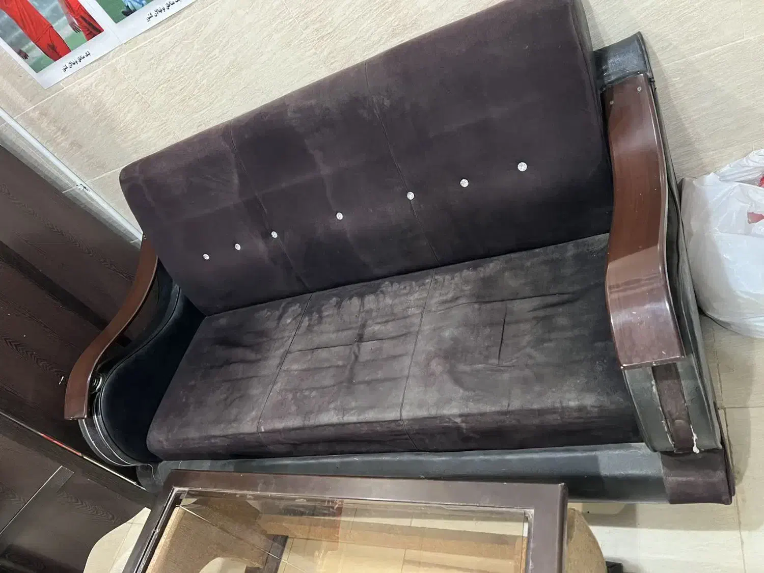 مبل ۷ نفره|مبلمان خانگی و میز عسلی|قائن, |دیوار