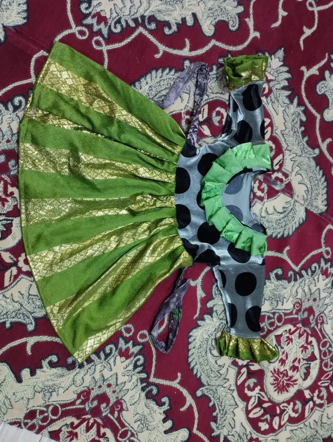 فروش لباس بچگانه|کفش و لباس بچه|سیب و سوران, |دیوار