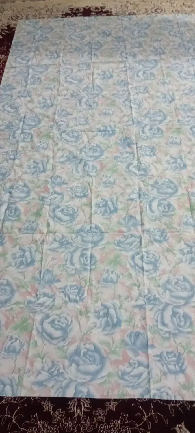 دو عدد سفره جنس نرم|سفره، حوله، دستمال آشپزخانه|قم, وادی السلام|دیوار