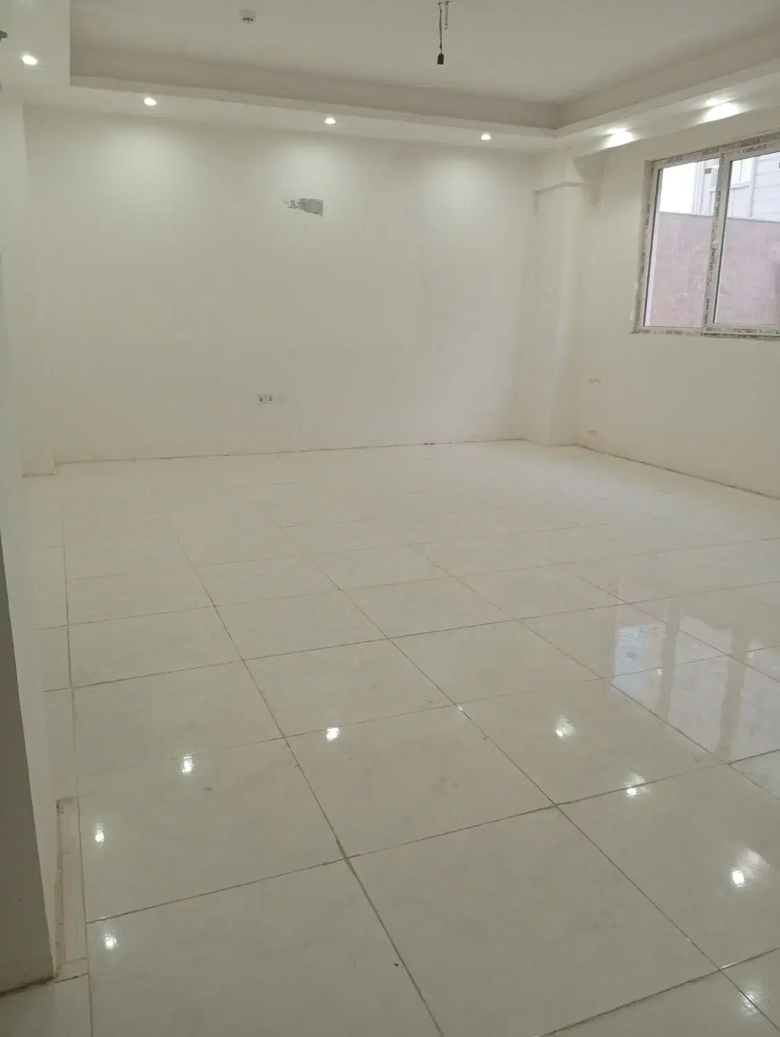 76متر شهرک فرمانیه با حیاط اختصاصی سند|فروش آپارتمان|محمدشهر, سیدآباد|دیوار