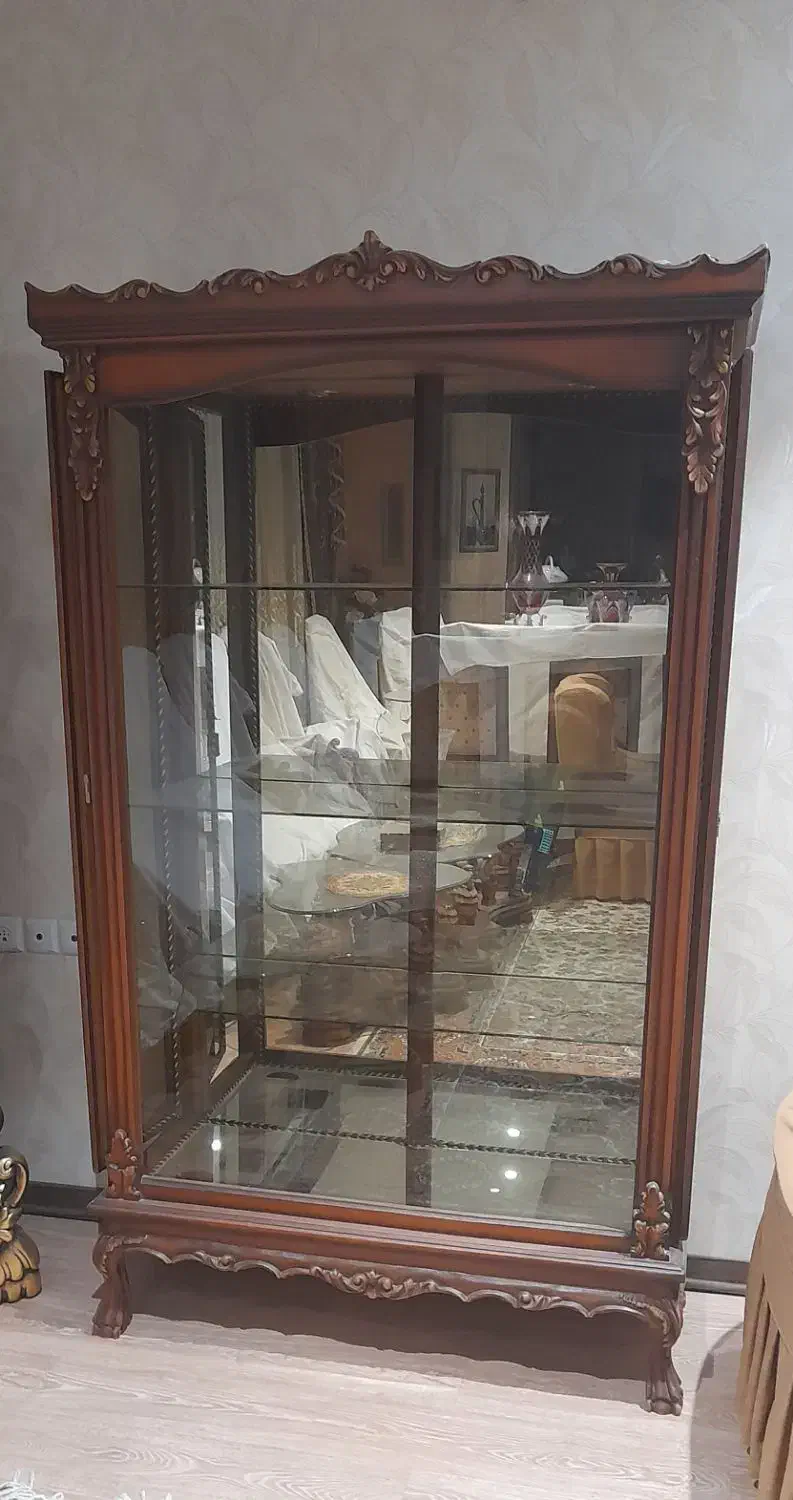 ویترین از جنس چوب راش|بوفه، ویترین، کنسول|قزوین, |دیوار