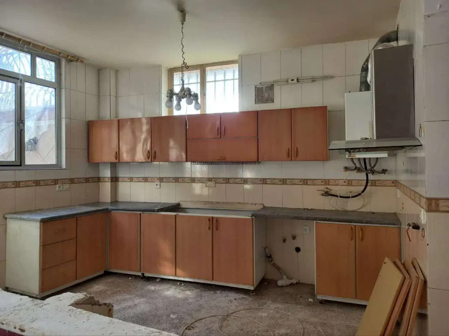 فروش 8 متر کابینت تمیز|مصالح و تجهیزات ساختمان|خمینیشهر, |دیوار