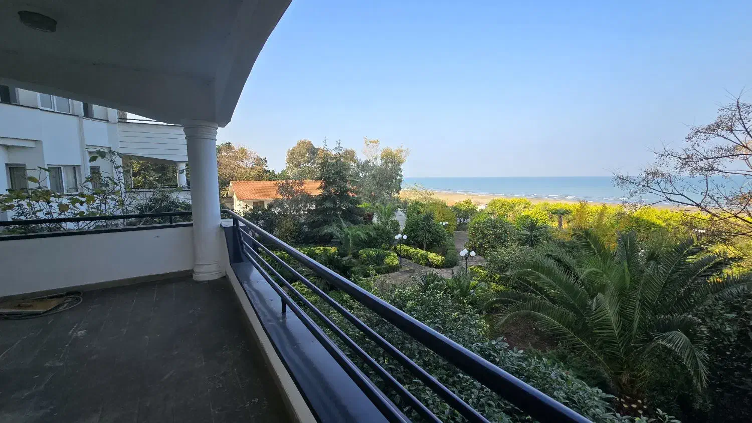 آپارتمان ساحلی ۳۵۰متر۴خواب مبله تکواحدی سرایدار|اجارهٔ آپارتمان|نور, |دیوار