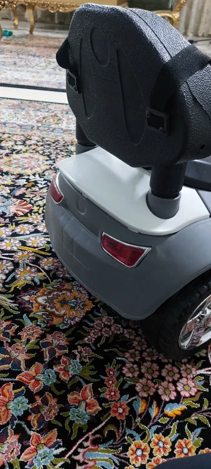 ماشین شارژی|اسباب‌بازی بچه|مشهد, سمزقند|دیوار