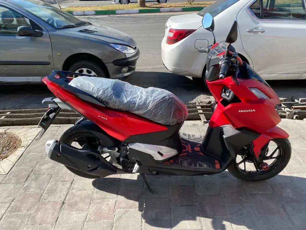 کیلیک هندا واریو ۱۷۰|موتورسیکلت|قرچک, زیبا شهر|دیوار