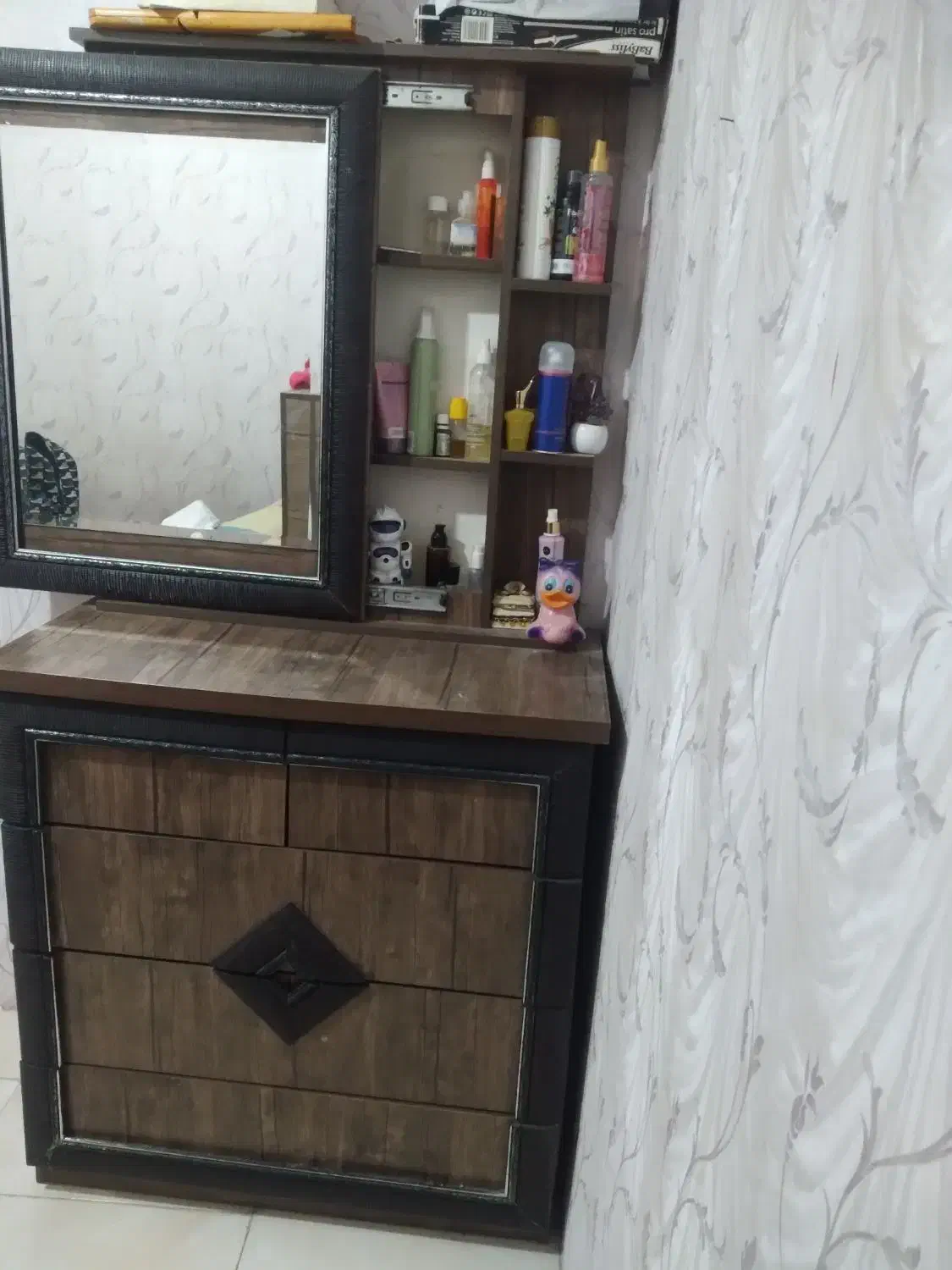 اینه دراور|جاکفشی، کمد، دراور|کرج, حصارک بالا|دیوار