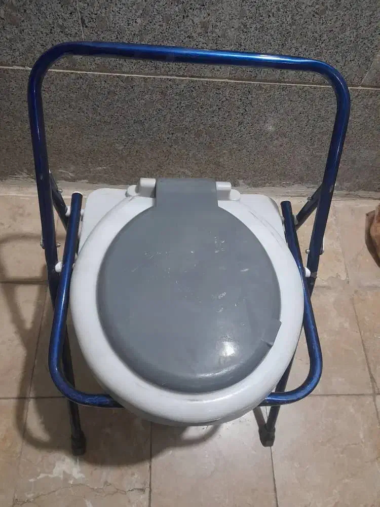 توالت فرنگی محکم  مسافرتی|لوازم سرویس بهداشتی|شریف‌آباد, |دیوار