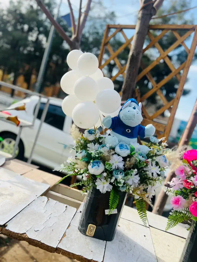 سبد گل مصنوعی و گل طبیعی گلفروشی رز پایه عزاداری|گل مصنوعی|بیرجند, |دیوار