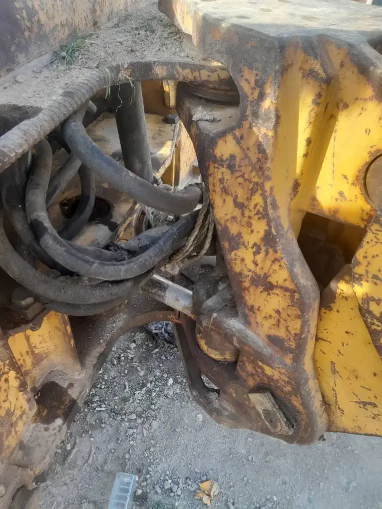بیل بکهو مدل ۷۰|خودرو سنگین|ملکان, |دیوار