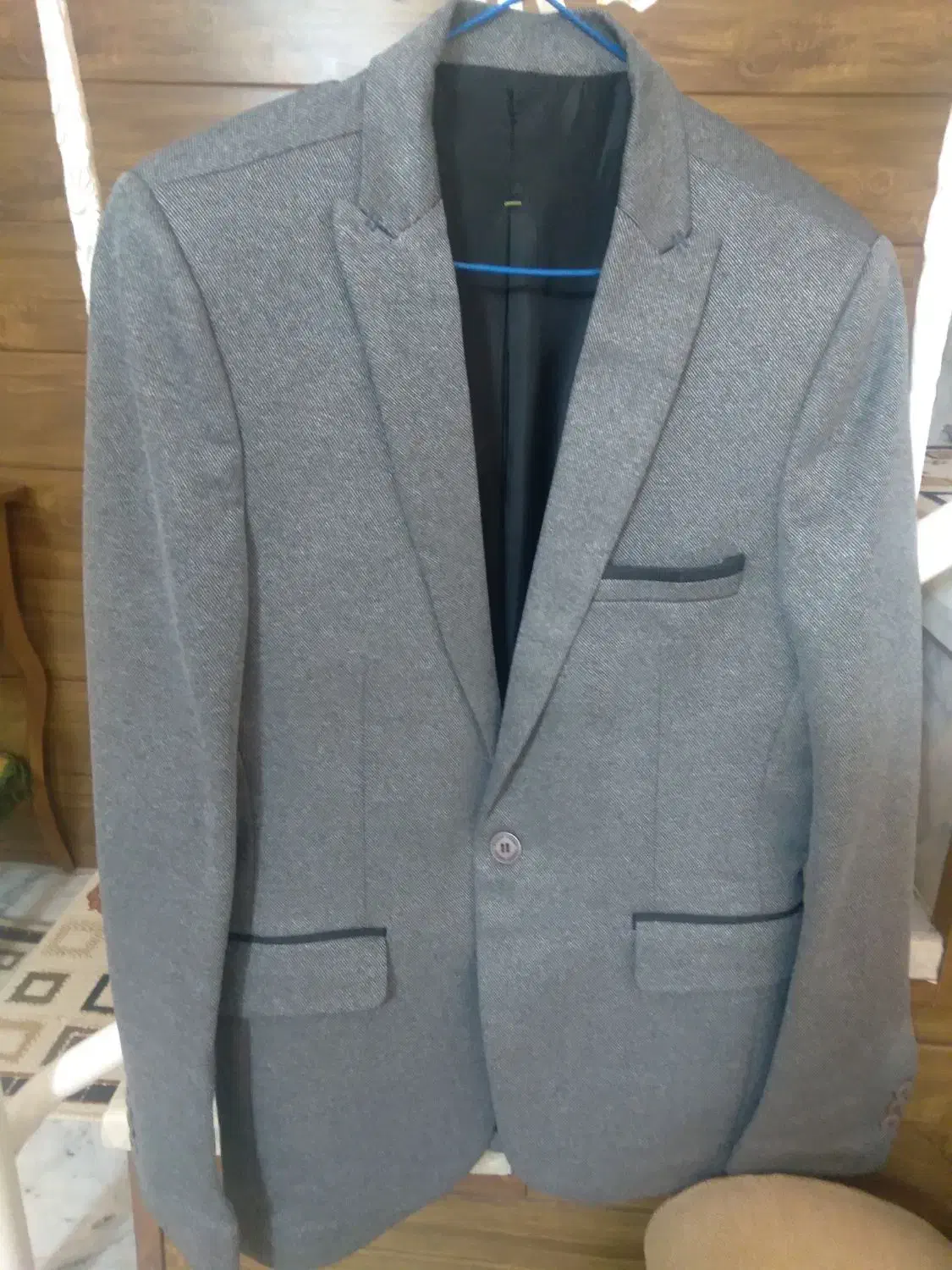 لباس|لباس|تربتحیدریه, کاشانی|دیوار