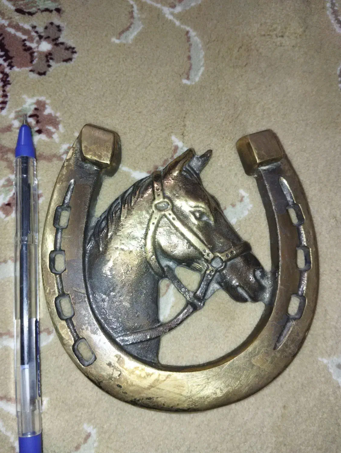 نل اسب برای سر در دکانت کسب کارت بگیر|اسب و تجهیزات اسبسواری|فردیس, شهرک ۱۱۰|دیوار