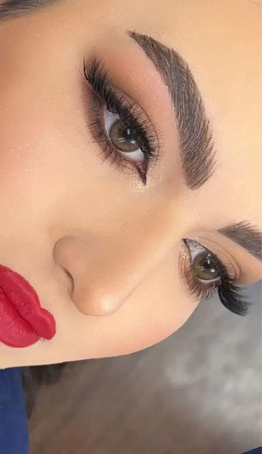 میکاپ ،شینیون  از 350|خدمات آرایشگری و زیبایی|قم, شهرک امام حسن|دیوار