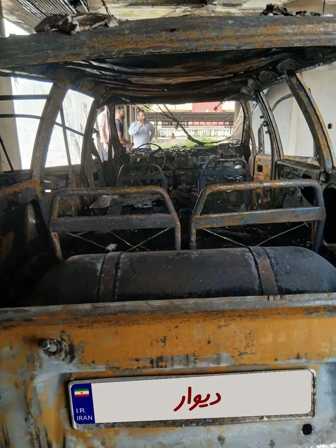 خودرو ون کاروان سایپا به علت آتش سوزی فروشی است|خودرو سواری و وانت|جویبار, |دیوار