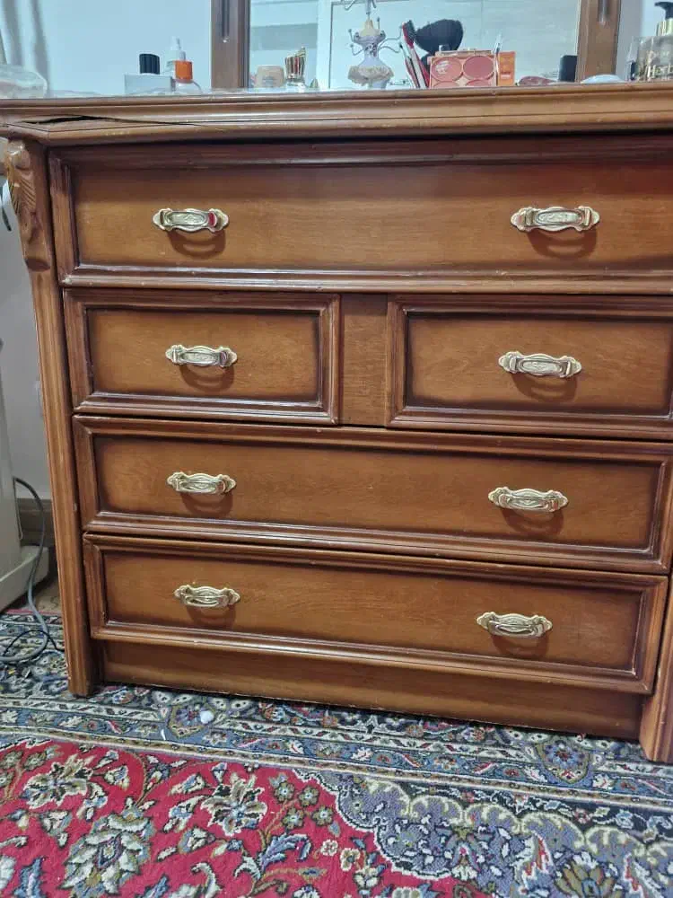 کمد و میز ارایش دراور چوب گردو|جاکفشی، کمد، دراور|مراغه, |دیوار