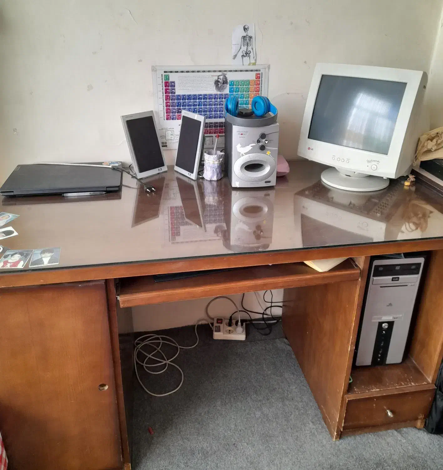 کتابخانه چوبی جادار  میز کامپیوتر  میز آرایش|کتابخانه، شلف، قفسه‌های دیواری|تبریز, |دیوار