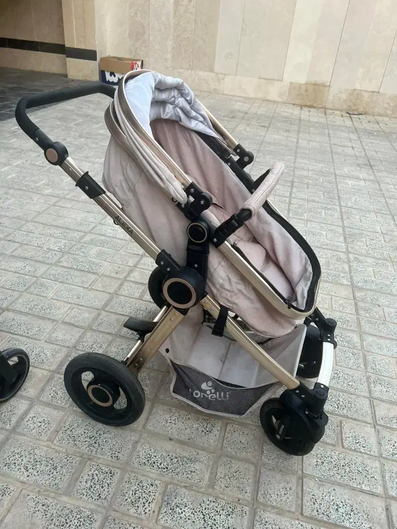 کالسکه بچه|کالسکه و لوازم جانبی|فردیس, شهرک ناز|دیوار