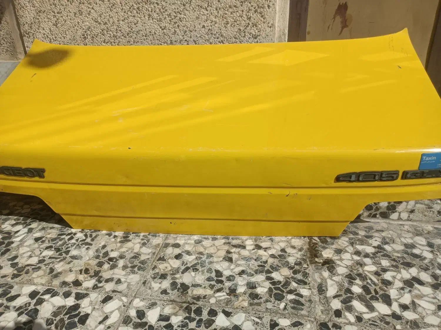 سه عدرب پژو 405تاکسی یک عدد درب صندوق عقب|قطعات یدکی و لوازم جانبی|بم, |دیوار