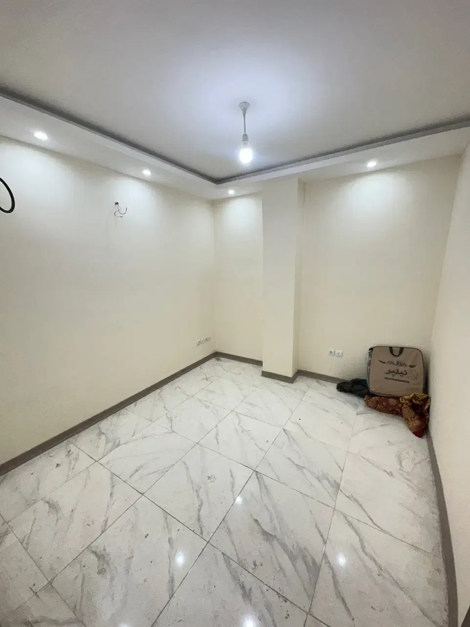 فروش دفتر کار ۶۵ متر /تک خواب/بدون پرتی|فروش دفتر کار، اتاق اداری، مطب|اصفهان, خانه اصفهان|دیوار