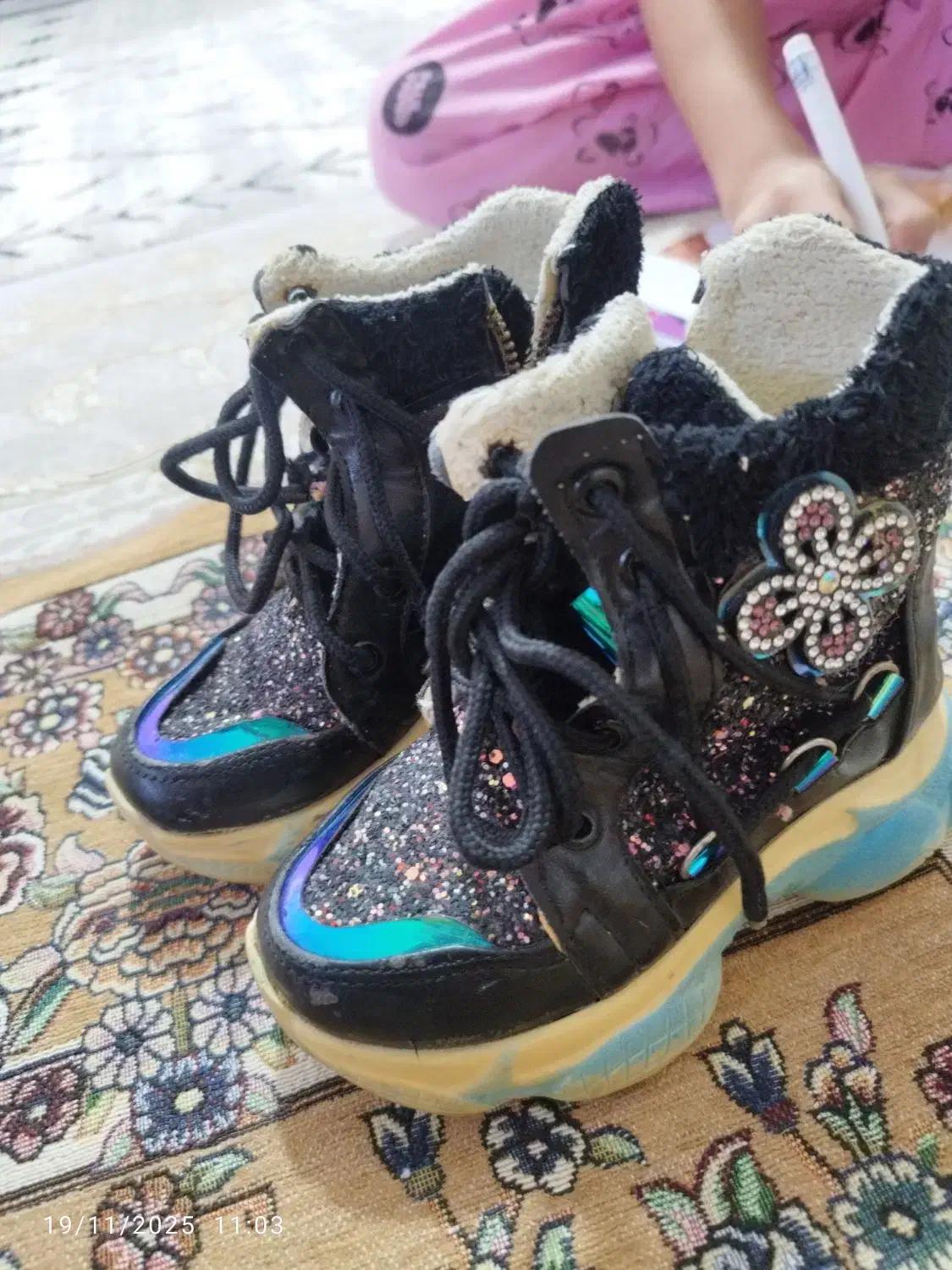 پوتین کچانه|کفش و لباس بچه|سقز, |دیوار