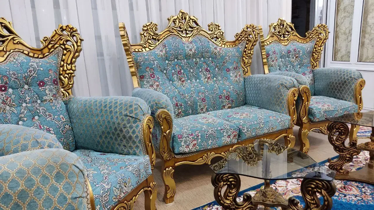 مبل سلطنتی تمیز وشیک|مبلمان خانگی و میز عسلی|جوانرود, |دیوار