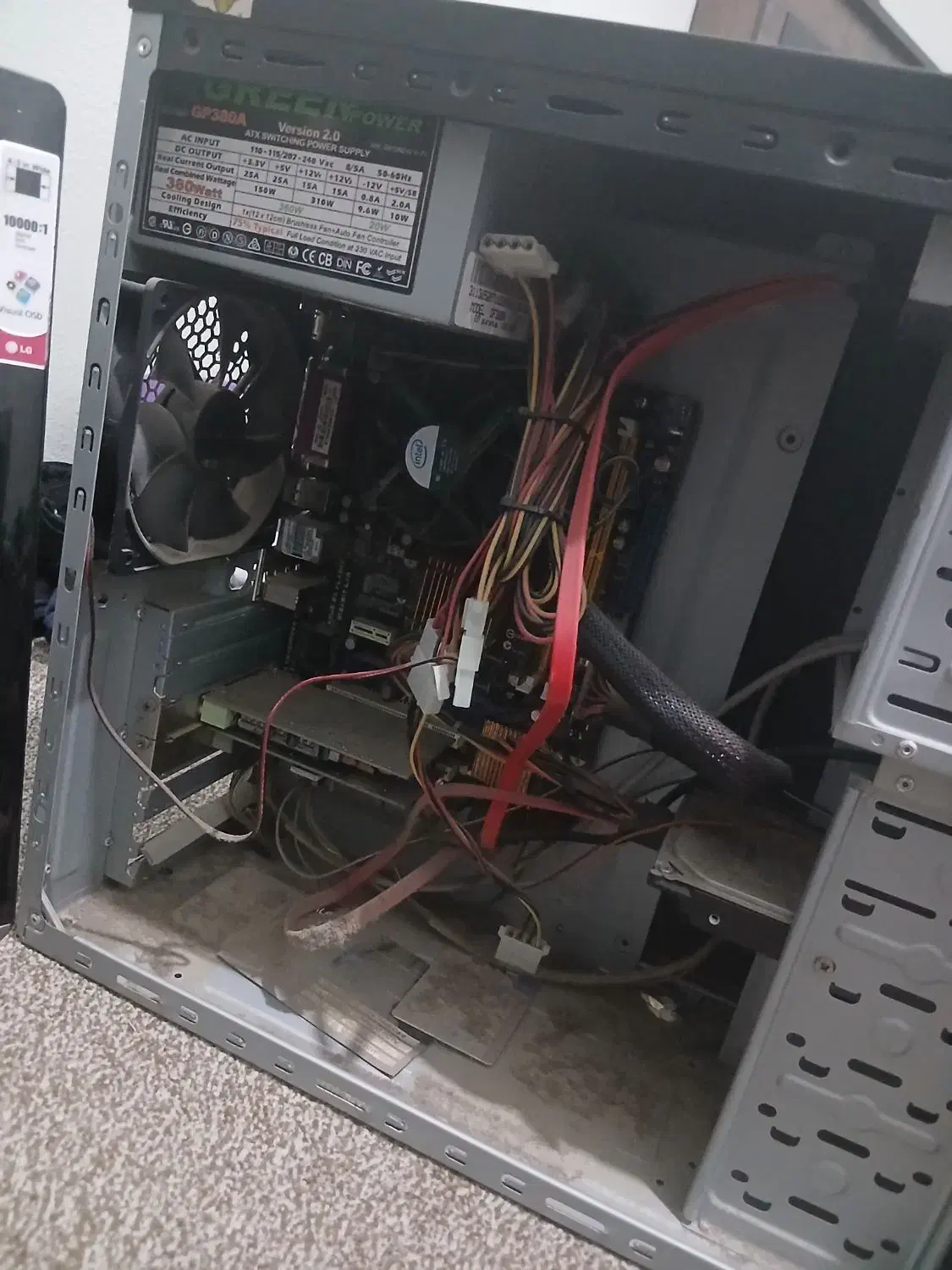 سیستم کامل با مانیتور|رایانه رومیزی|اصفهان, آهنگران|دیوار