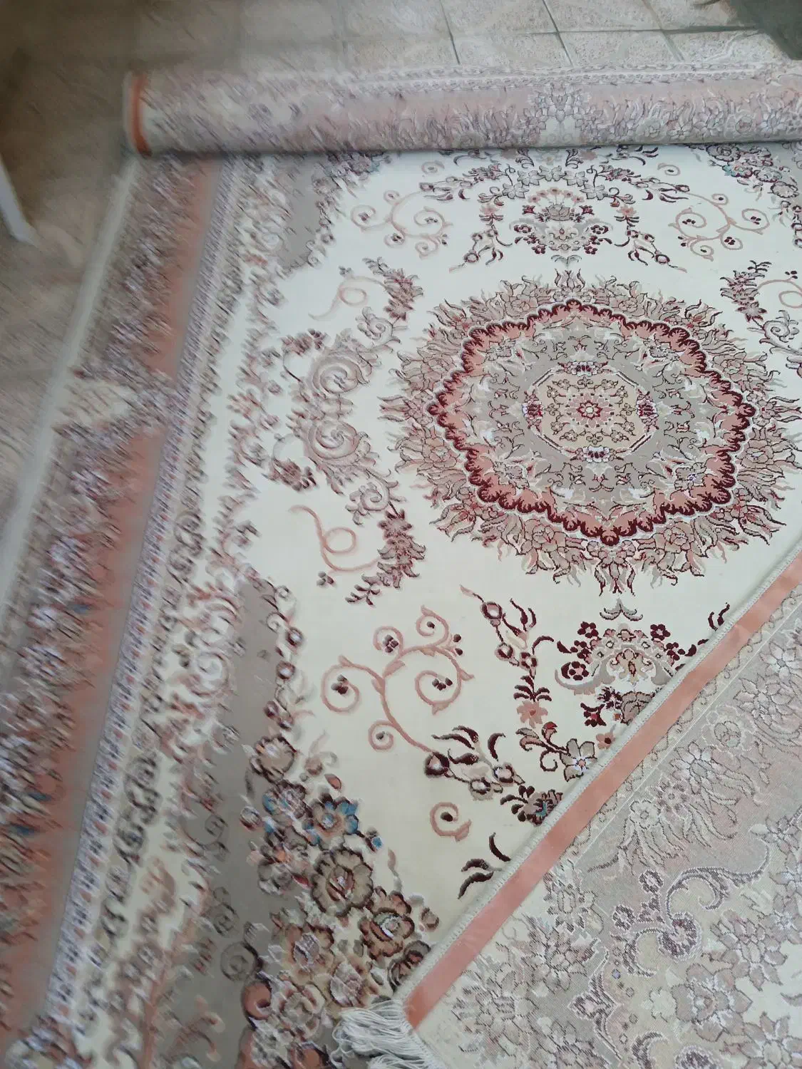 فرش ماشینی|فرش|تبریز, |دیوار