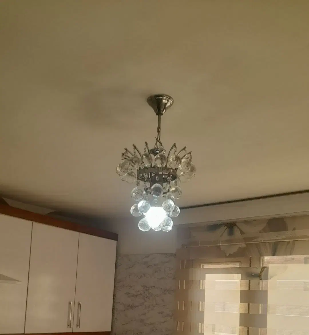 یک عدد لوستر|لوستر و چراغ آویز|کرج, شهرک جهان آرا|دیوار