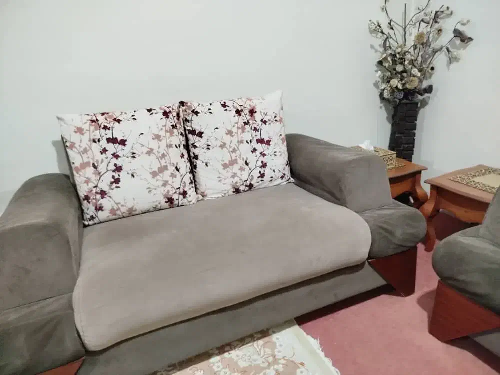 مبل نه نفره کارکرده فروشی|مبلمان خانگی و میز عسلی|کرج, شهرک نهال و بذر|دیوار