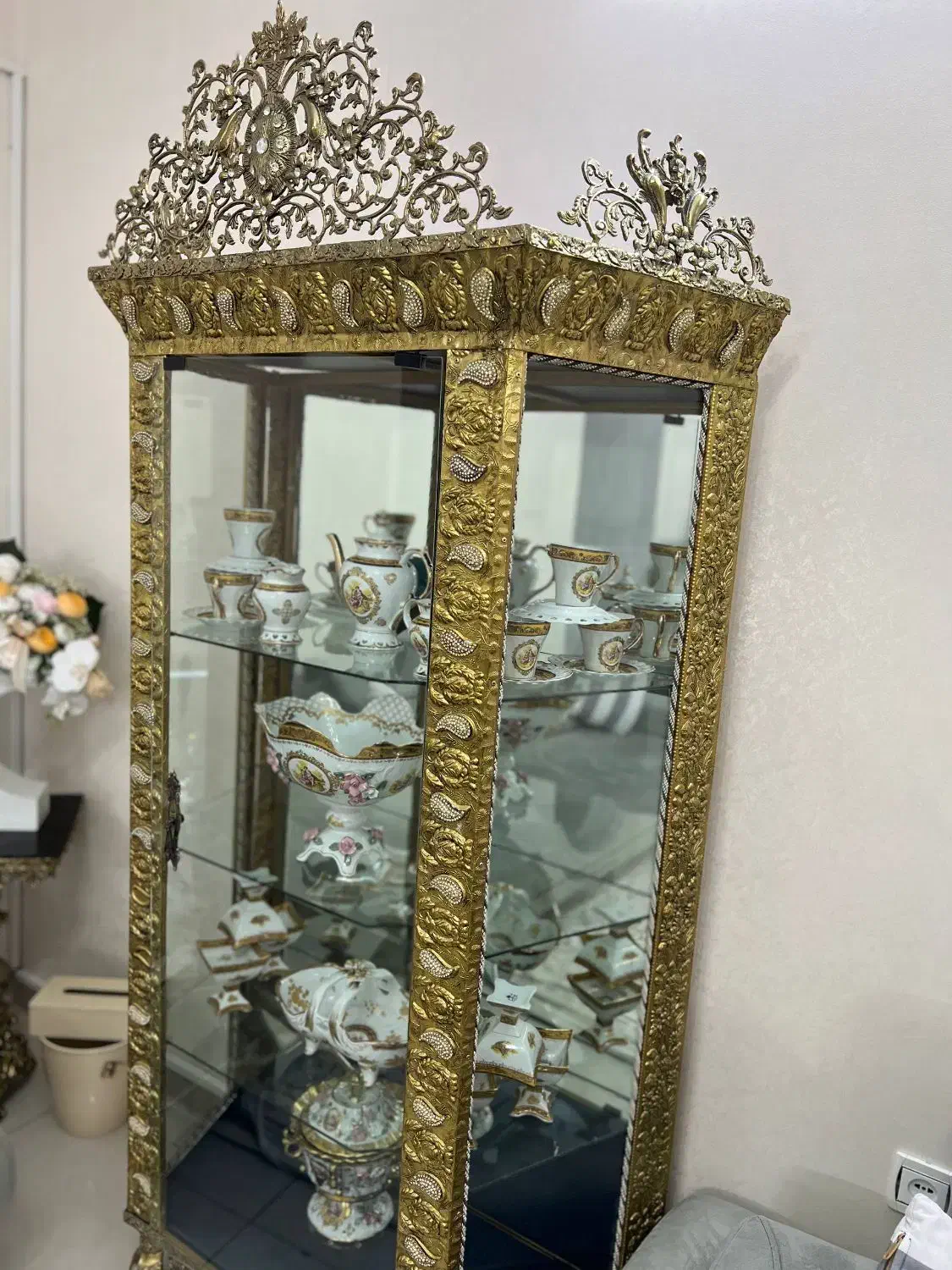 ست سه تیکه میز تلویزیون و بوفه و ساعت ایستاده|میز تلویزیون|صباشهر, |دیوار