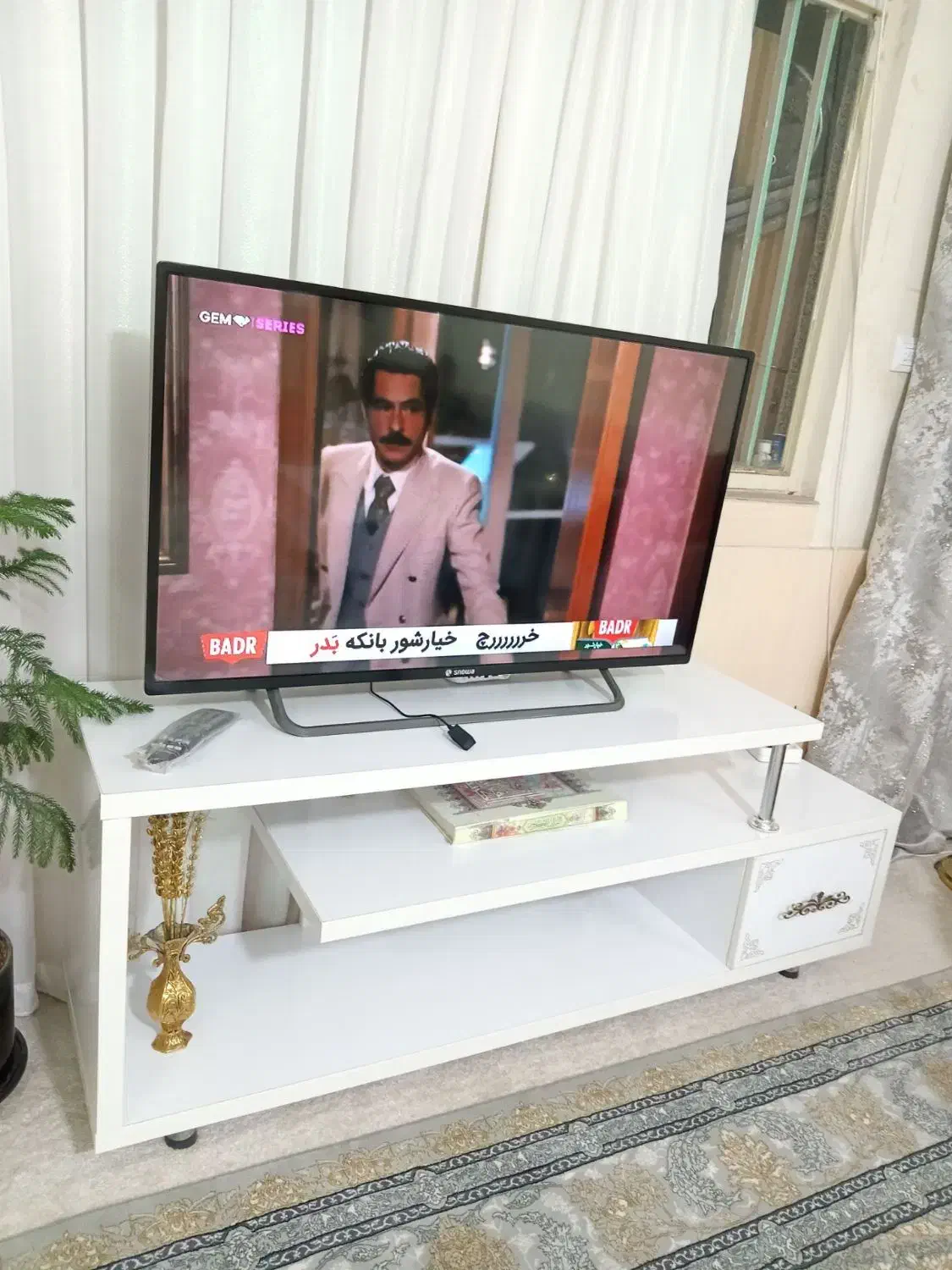 میز تلویزیون|میز تلویزیون|سبزوار, قلعه‌نو دهزار|دیوار