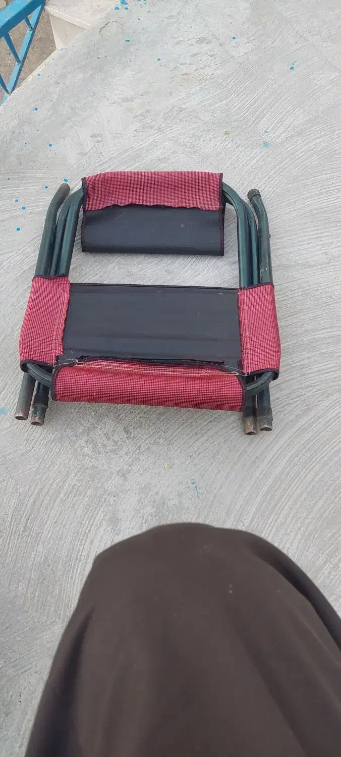 صندلی تاشو برزنتی|صندلی و نیمکت|جوانرود, |دیوار