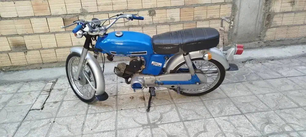 یاماها 100 عتیقه|موتورسیکلت|سلماس, |دیوار