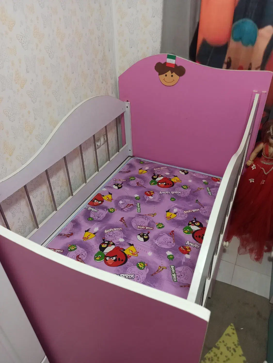 تخت بچگانه با تشک|تخت و صندلی بچه|رشت, باهنر|دیوار