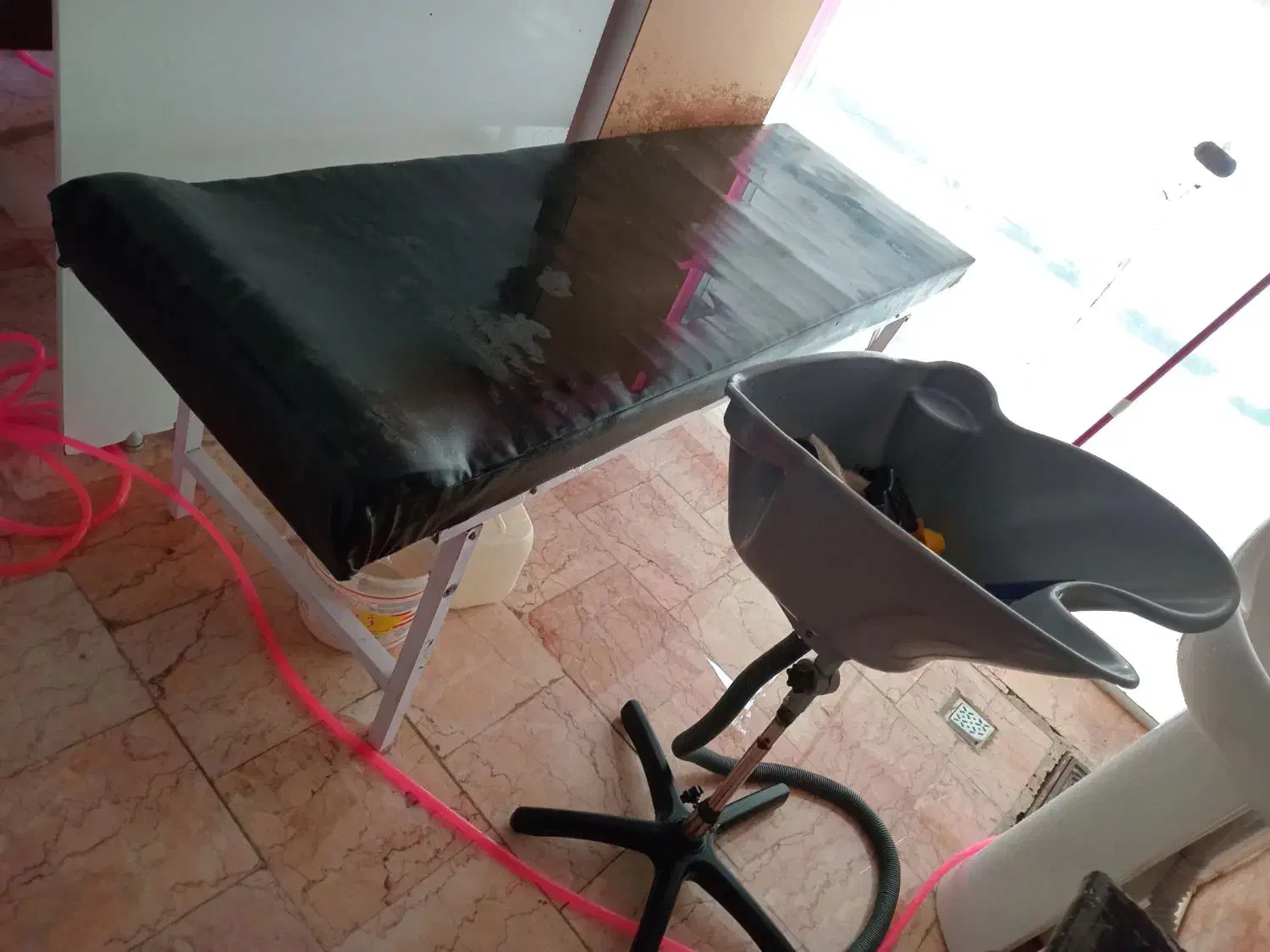 دکور  اینه  تخت کمد یخچالی سرشور|مبلمان اداری|سبزوار, چهارراه فرودگاه|دیوار