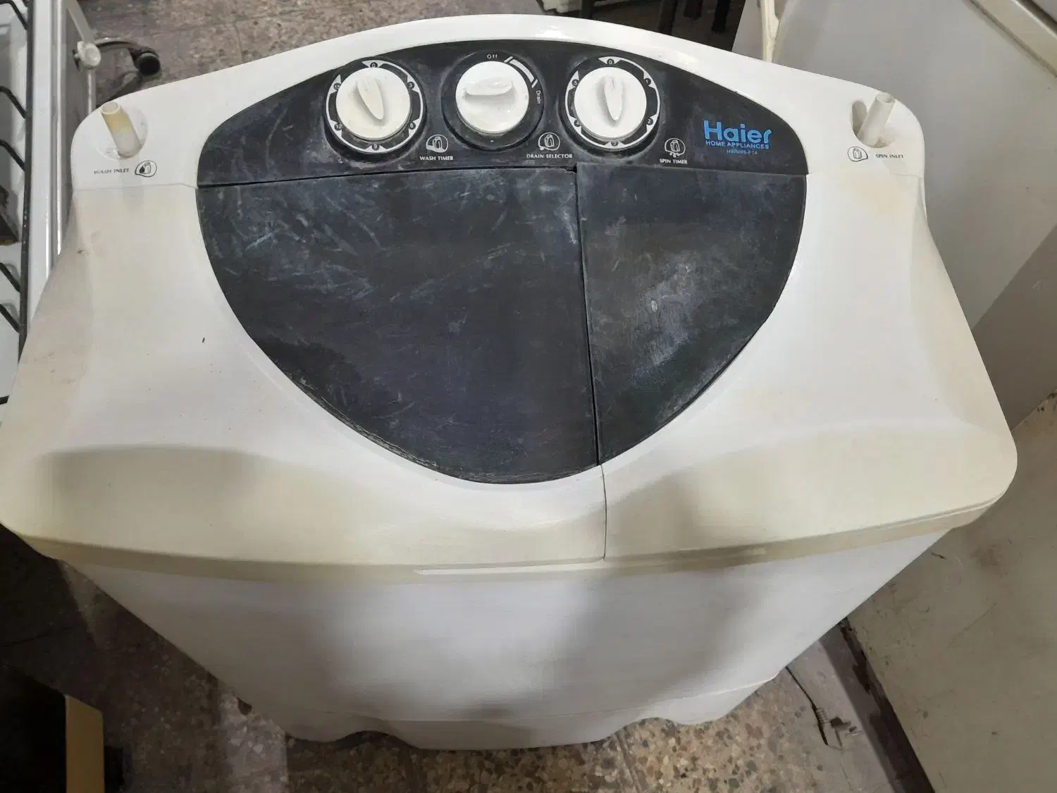 لباسشویی دو قلو ۷ کیلو گرمی حایر تمیز|ماشین لباسشویی و خشککن لباس|قم, شهرک امام حسن|دیوار