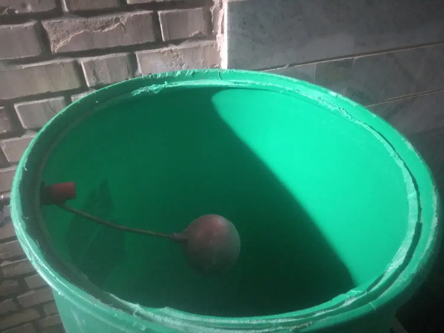 بشکه آب پلاستیکی|مصالح و تجهیزات ساختمان|بیرجند, |دیوار