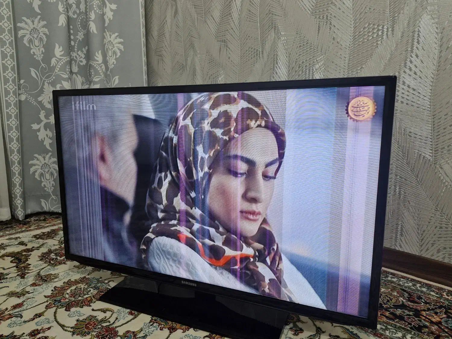 تلویزیون سامسونگ و ایکس ویژن|تلویزیون و پروژکتور|ملارد, |دیوار