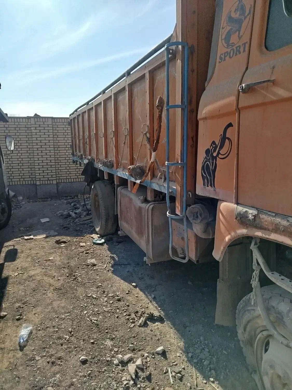 پشتی باری آهنی اتاق تک|خودرو سنگین|اندیشه, پرنیان|دیوار