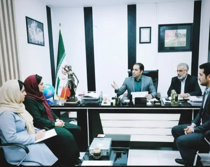 وکیل پایه1 « تخصصی» کیفری ـ حقوقی ـ ملکی ـ خانواده|خدمات مالی، حسابداری، بیمه|کرمانشاه, |دیوار