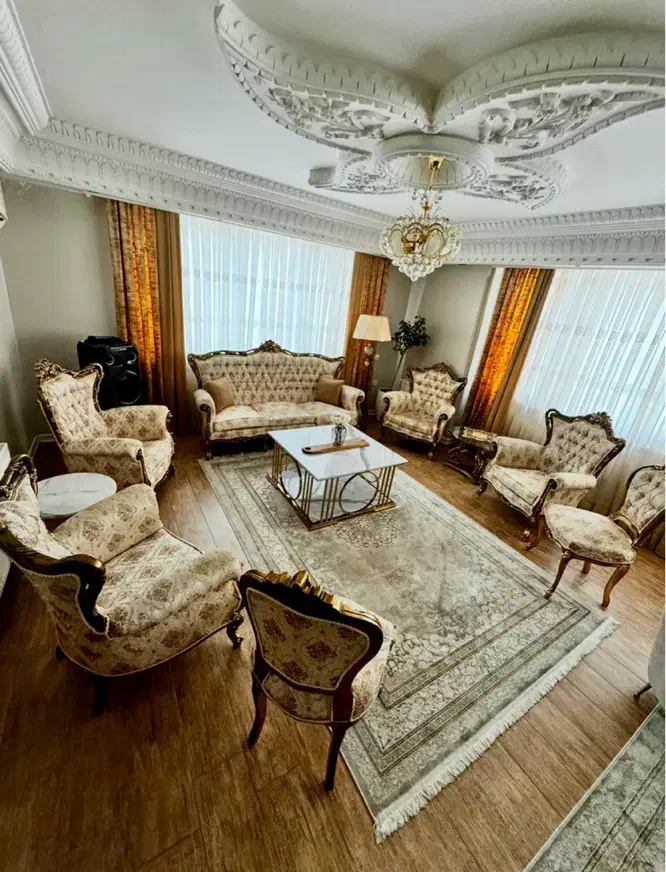 مبل سلطنتی به همراه  میز نهار خوری ۱۰ نفره|مبلمان خانگی و میز عسلی|گنبد کاووس, |دیوار