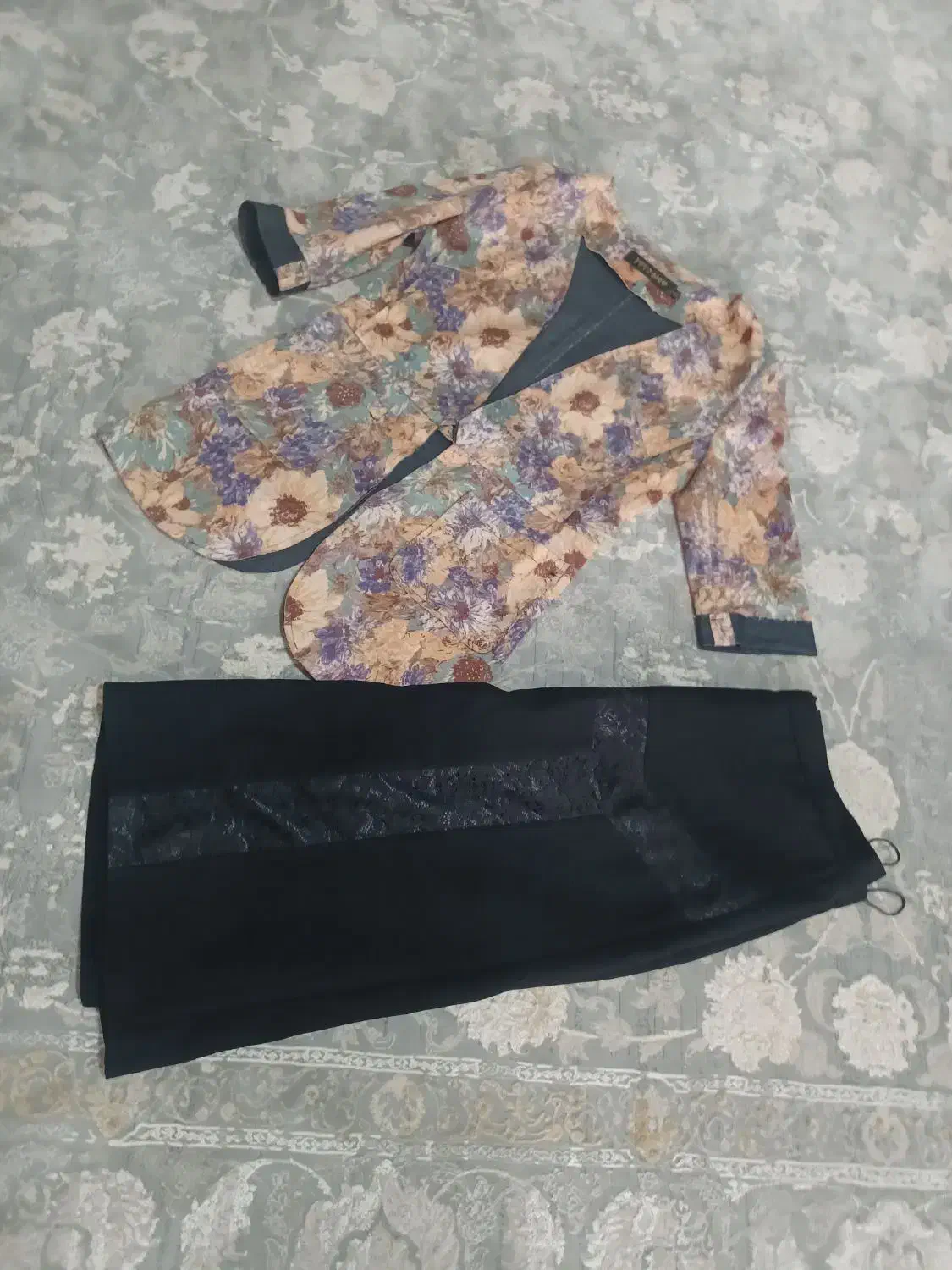 لباس|لباس|فردیس, فرامرزیه|دیوار