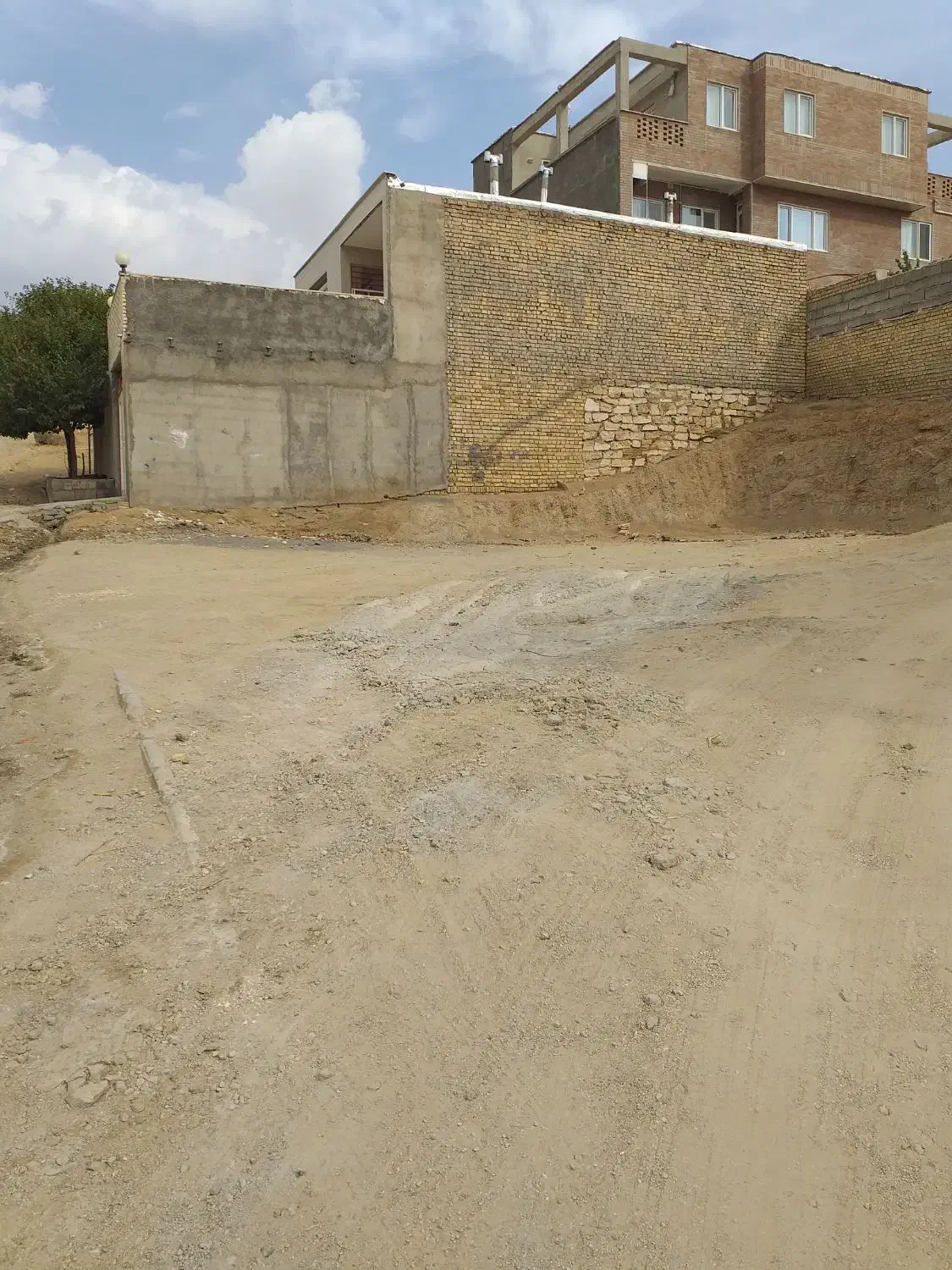 فروش زمین مسکونی امامزاده عبدالله|فروش زمین و ملک کلنگی|تویسرکان, |دیوار