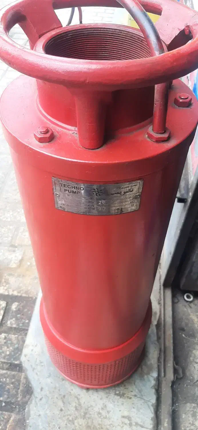 ژنراتورانگلیسی شناور۴ اینچ وکفکش راد واساکو اسپیکو|ماشینآلات صنعتی|گنبد کاووس, |دیوار