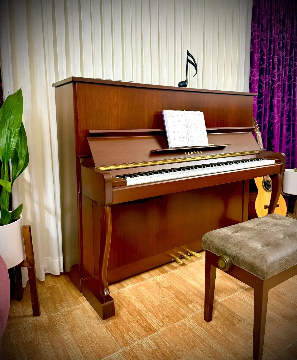 پیانو یاماها  آکوستیک|پیانو، کیبورد، آکاردئون|بابل, |دیوار