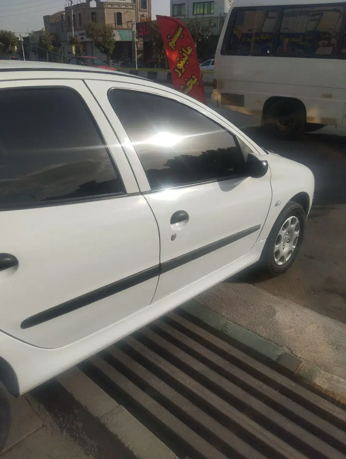 پژو 206وی8|خودرو سواری و وانت|هشتگرد, شهرک بعثت|دیوار